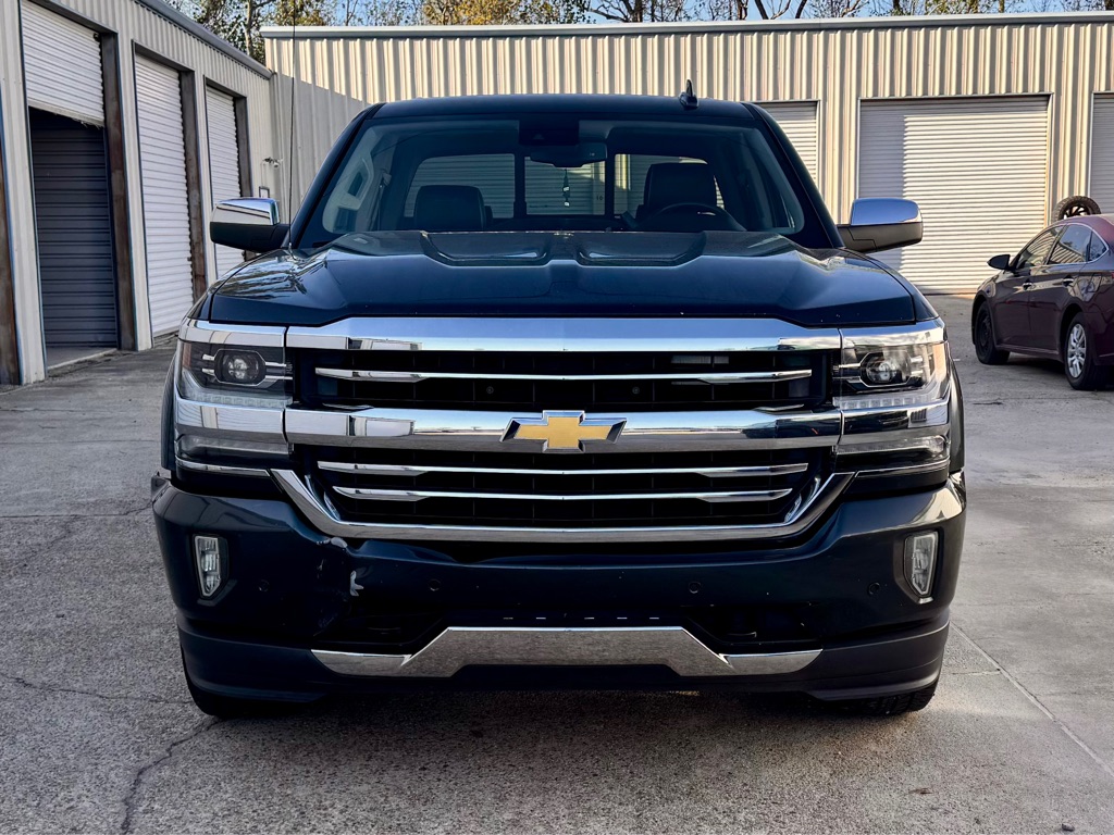 Photo 2 of this CHEVROLET SILVERADO 1500