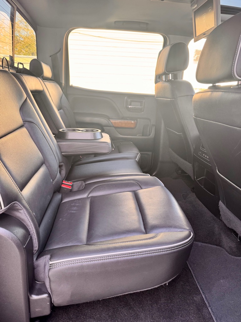 Photo 15 of this CHEVROLET SILVERADO 1500