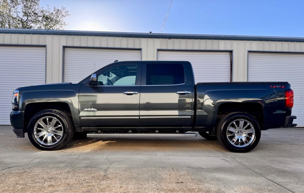Photo 8 of this CHEVROLET SILVERADO 1500