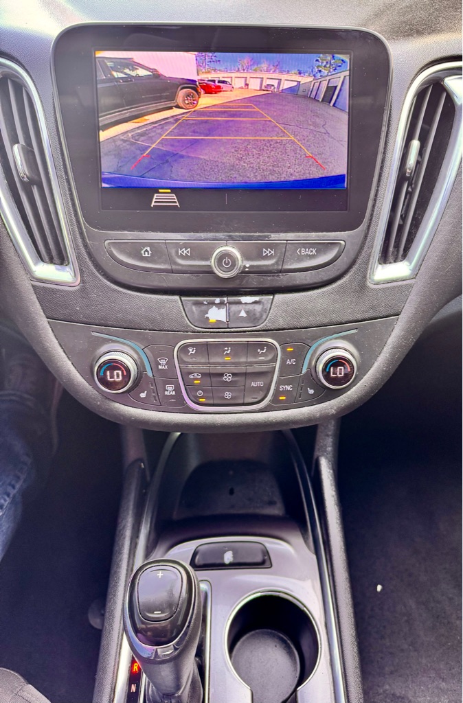 Photo 16 of this CHEVROLET MALIBU