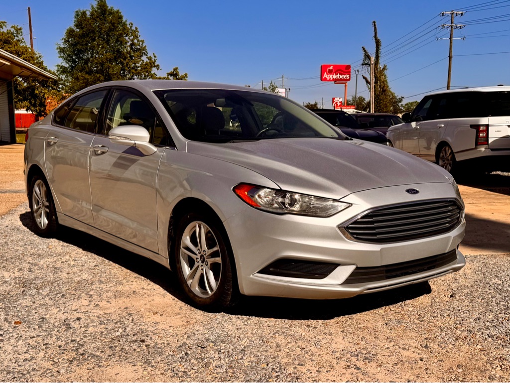 Photo 3 of this FORD FUSION