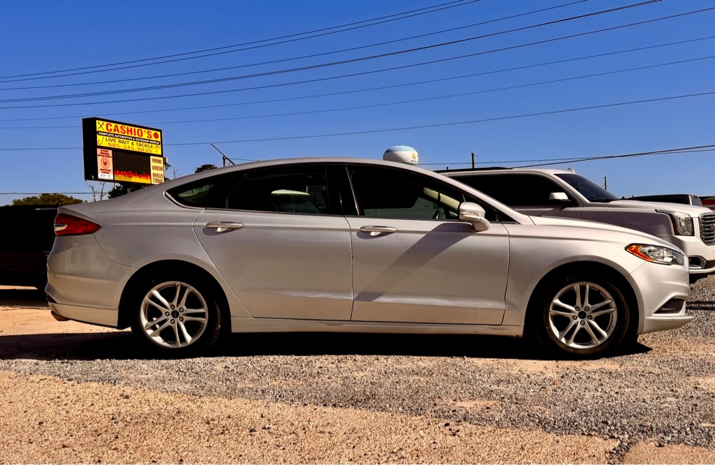 Photo 4 of this FORD FUSION
