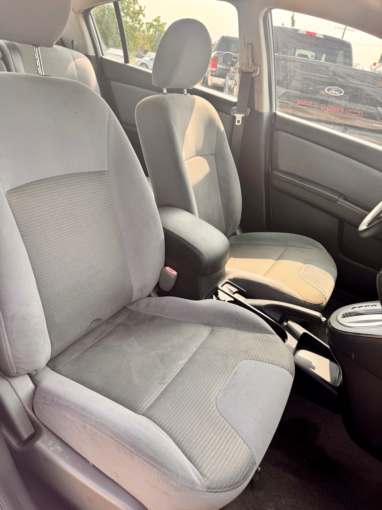 Photo 13 of this NISSAN SENTRA