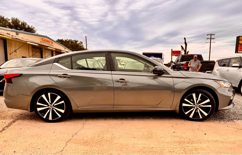 Photo 4 of this NISSAN ALTIMA
