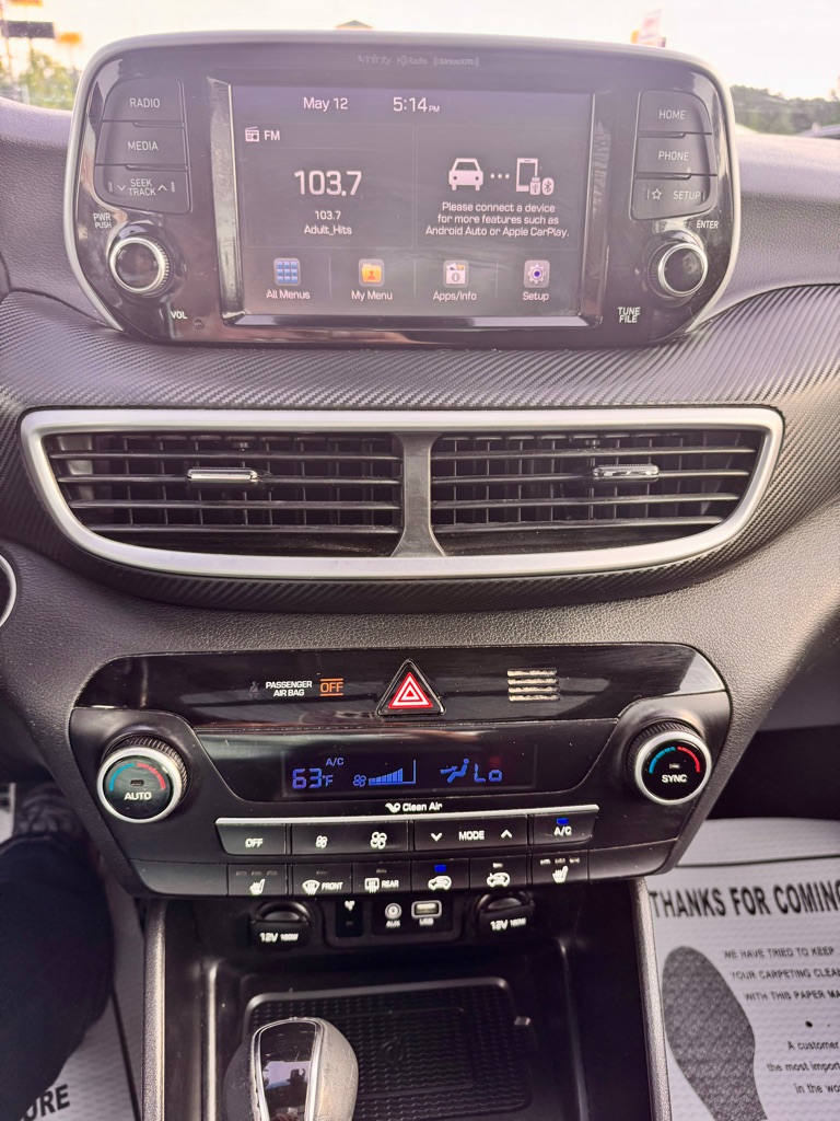 Photo 13 of this HYUNDAI TUCSON