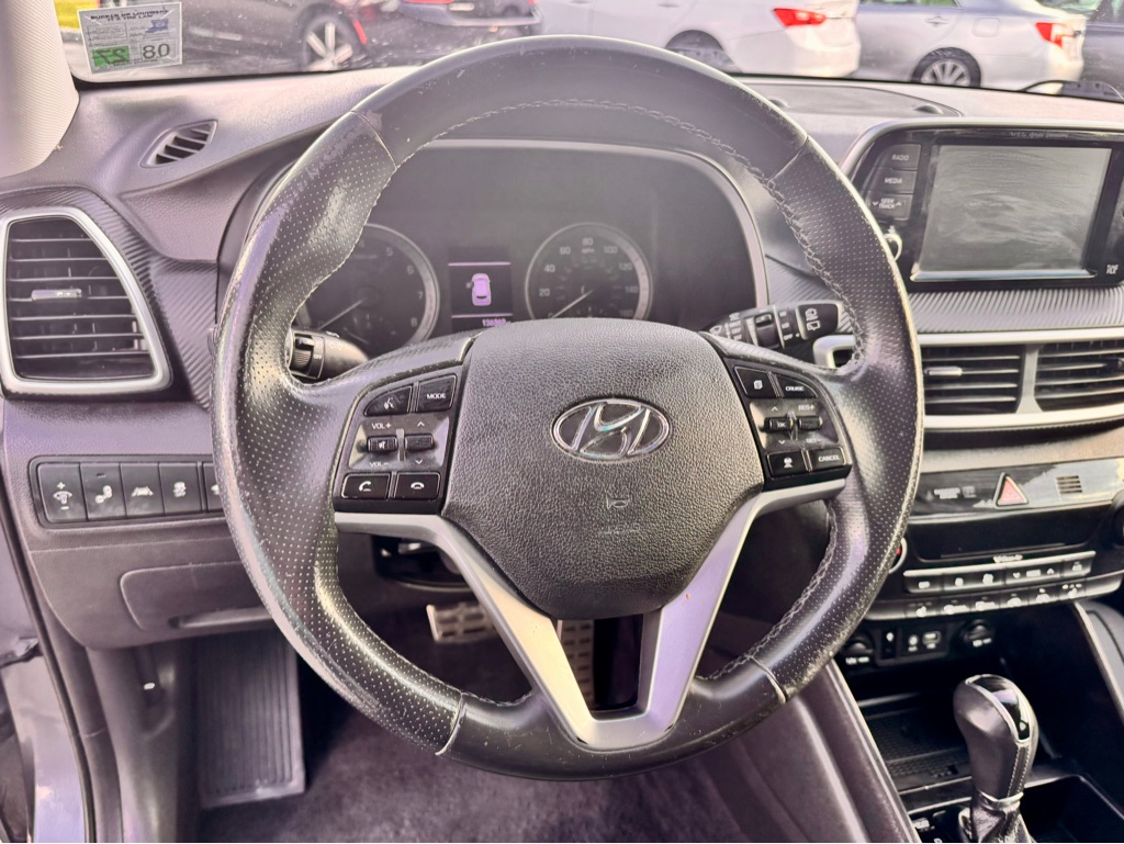 Photo 11 of this HYUNDAI TUCSON
