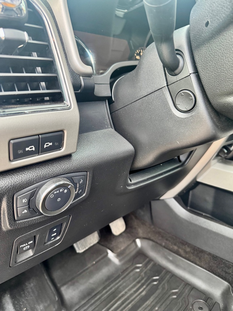 Photo 18 of this FORD F-150