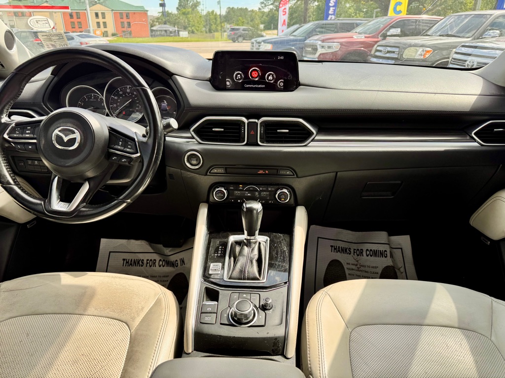 Photo 12 of this MAZDA CX-5