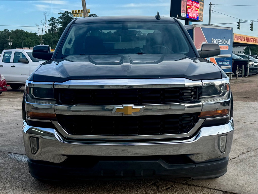 Photo 2 of this CHEVROLET SILVERADO 1500