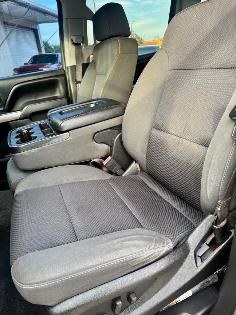 Photo 11 of this CHEVROLET SILVERADO 1500