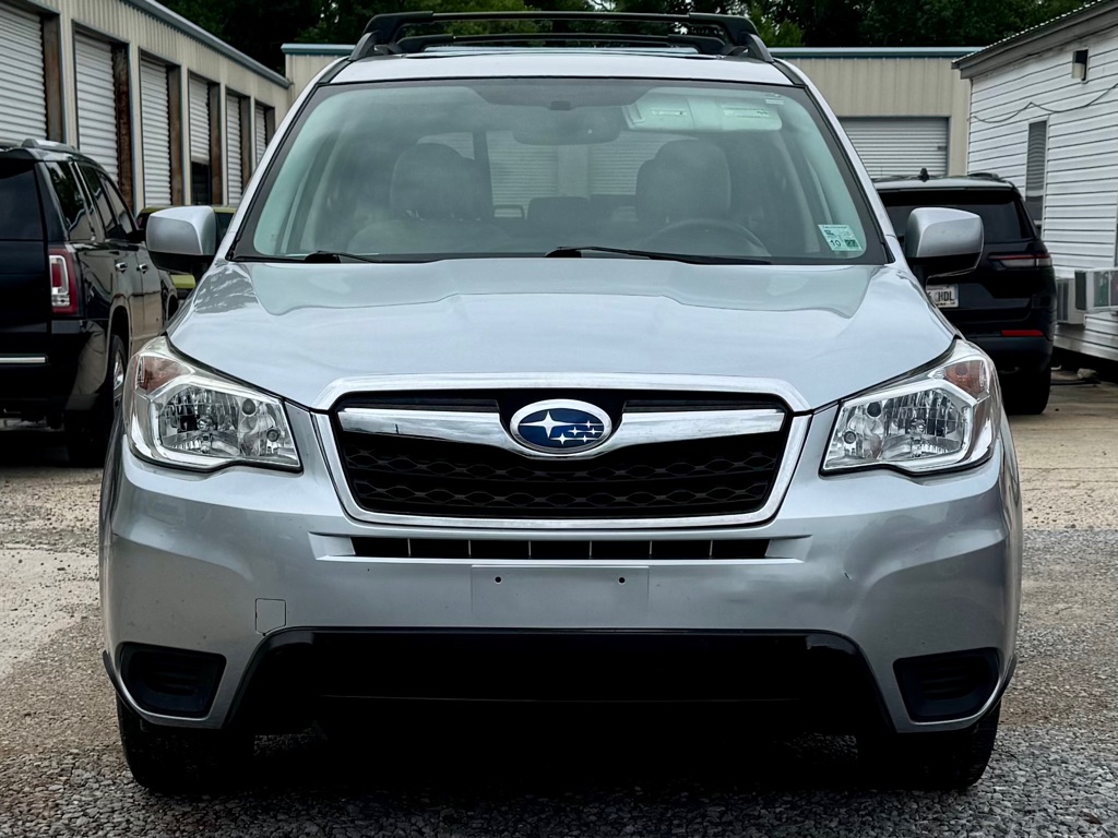 Photo 2 of this SUBARU FORESTER