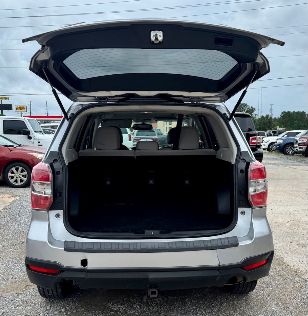 Photo 15 of this SUBARU FORESTER