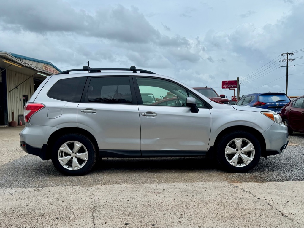 Photo 4 of this SUBARU FORESTER