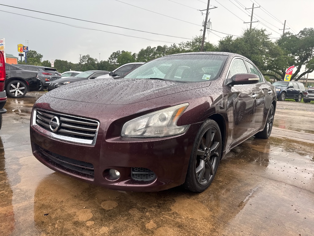 Photo 11 of this NISSAN MAXIMA