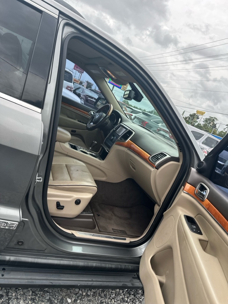 Photo 8 of this JEEP GRAND CHEROKEE