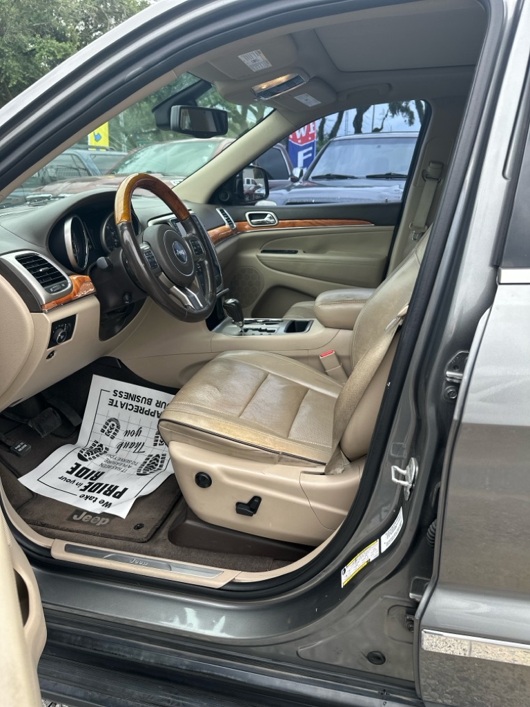 Photo 7 of this JEEP GRAND CHEROKEE