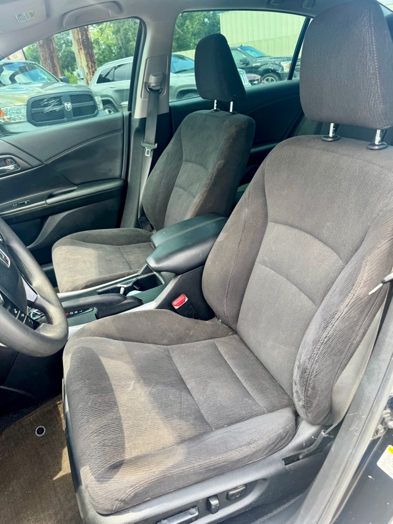Photo 11 of this HONDA ACCORD