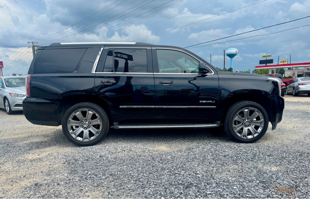 Photo 4 of this GMC YUKON