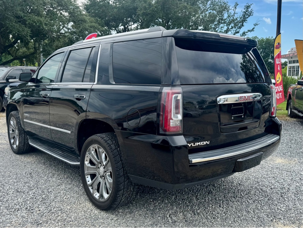 Photo 7 of this GMC YUKON