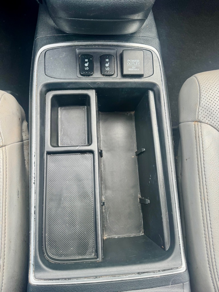 Photo 18 of this HONDA CR-V