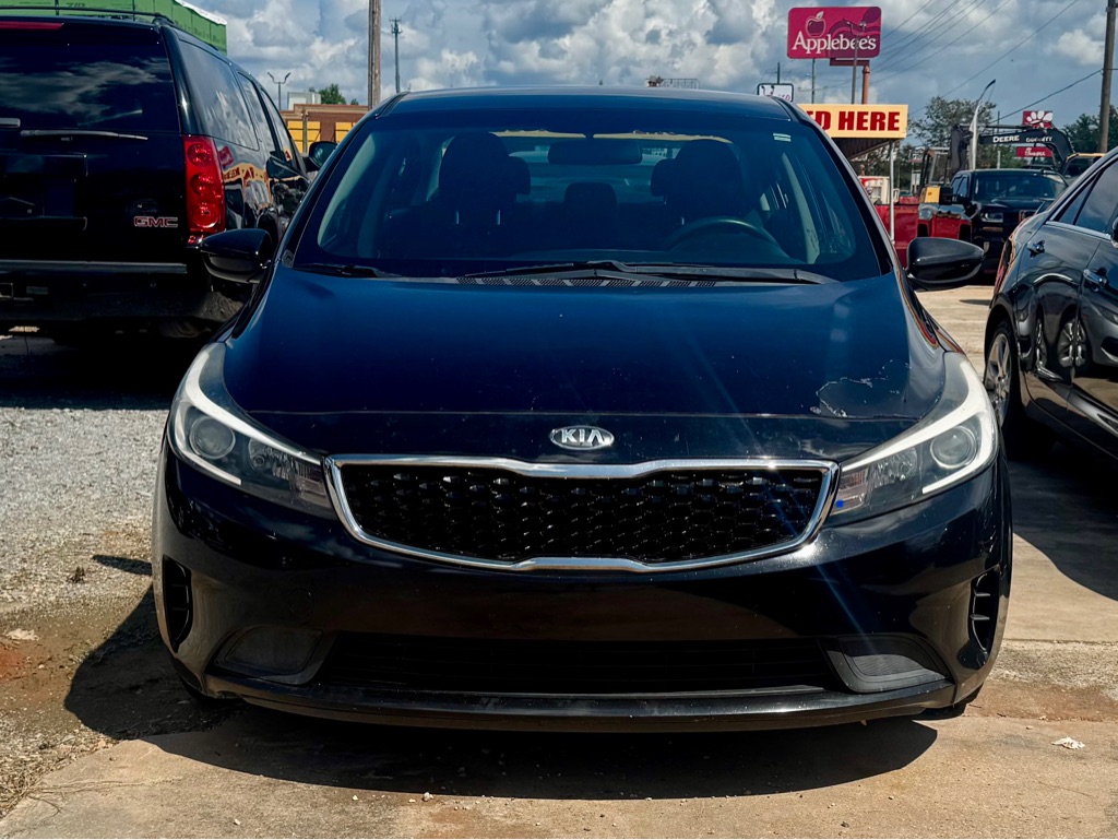 Photo 3 of this KIA FORTE