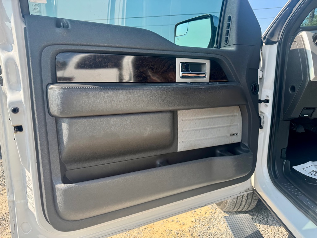 Photo 10 of this FORD F-150