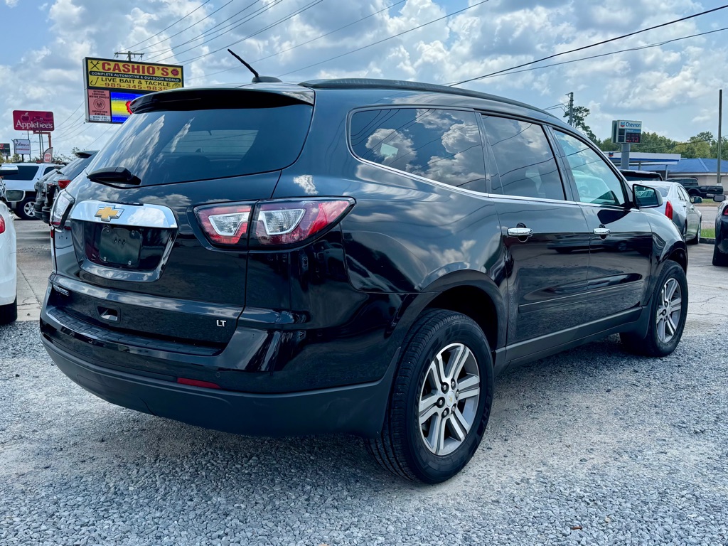 Photo 5 of this CHEVROLET TRAVERSE