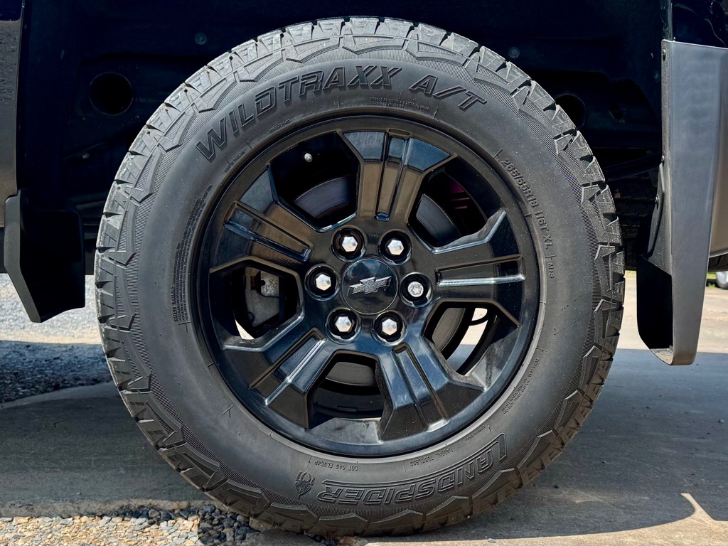 Photo 9 of this CHEVROLET SILVERADO 1500