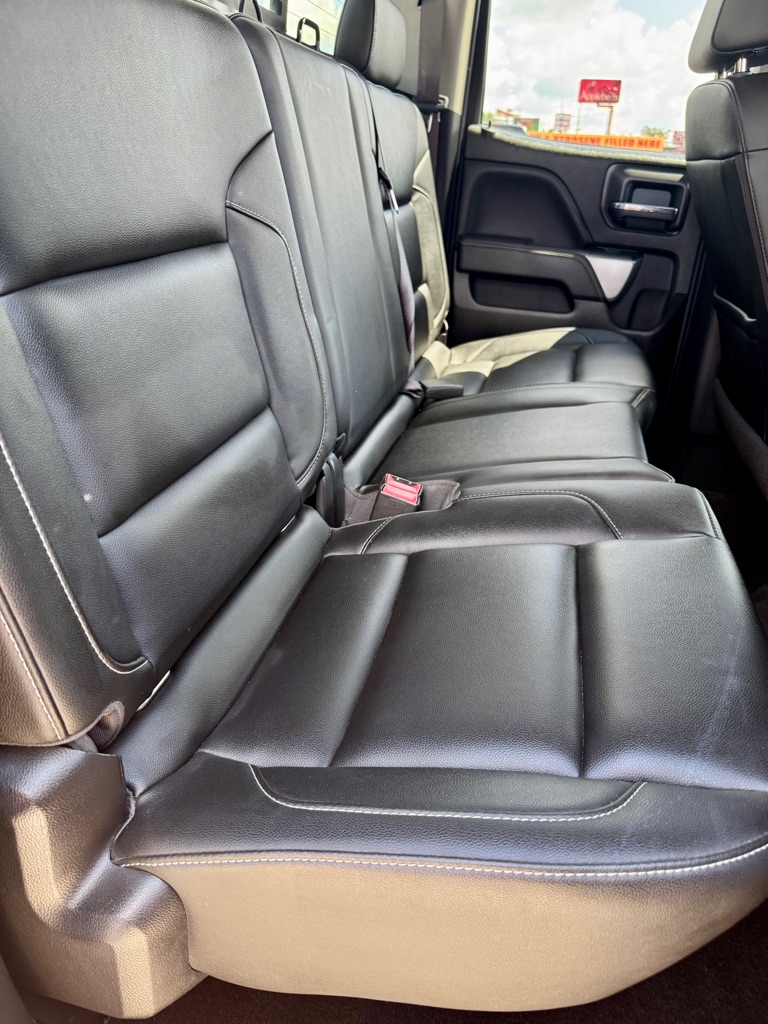 Photo 15 of this CHEVROLET SILVERADO 1500