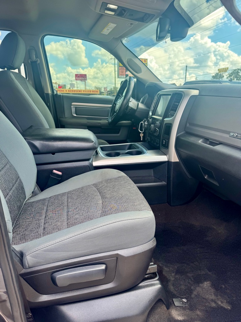 Photo 13 of this RAM 1500