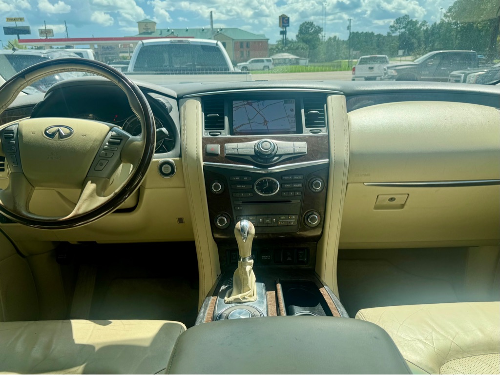 Photo 12 of this INFINITI QX80
