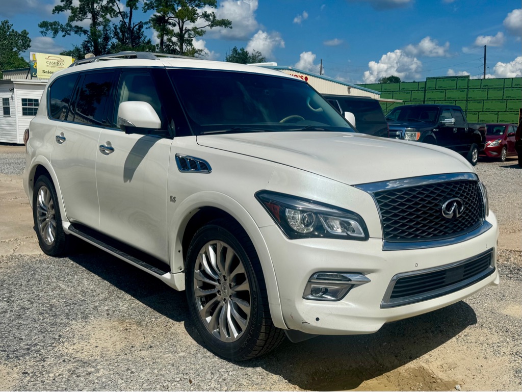 Photo 3 of this INFINITI QX80