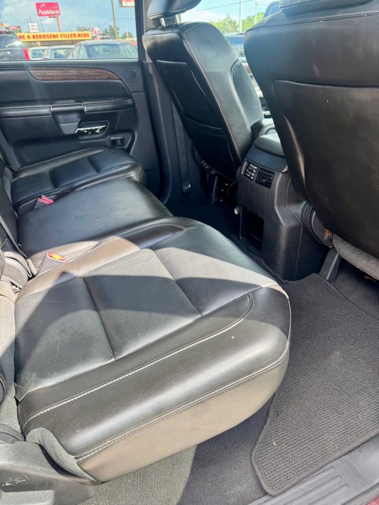 Photo 15 of this NISSAN ARMADA