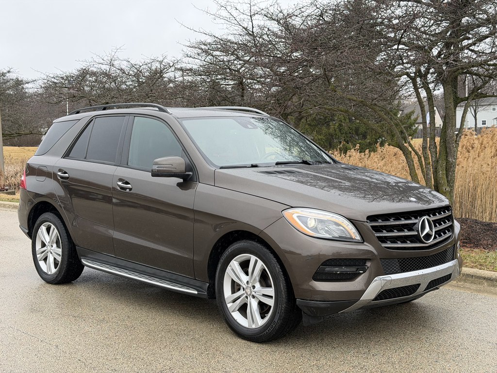 Photo 3 of this MERCEDES-BENZ M-CLASS