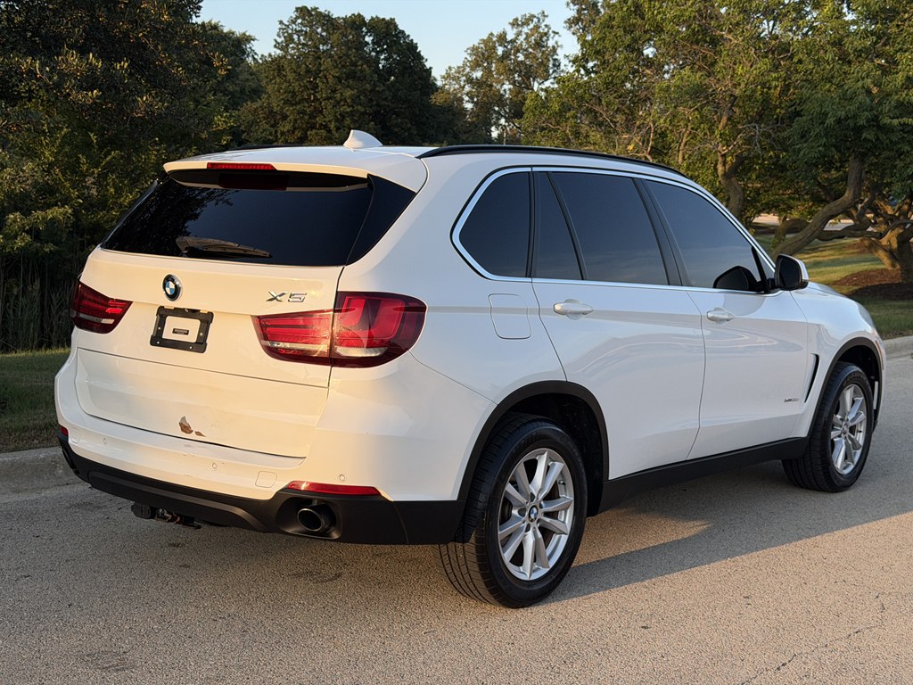 Photo 2 of this BMW X5