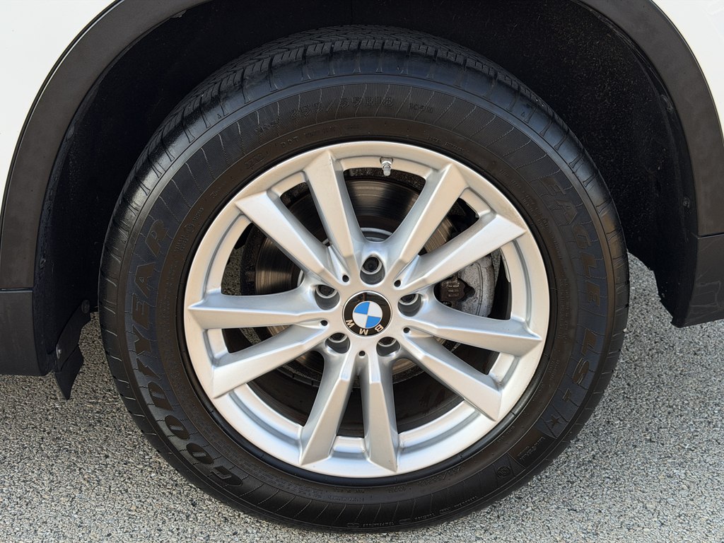 Photo 17 of this BMW X5