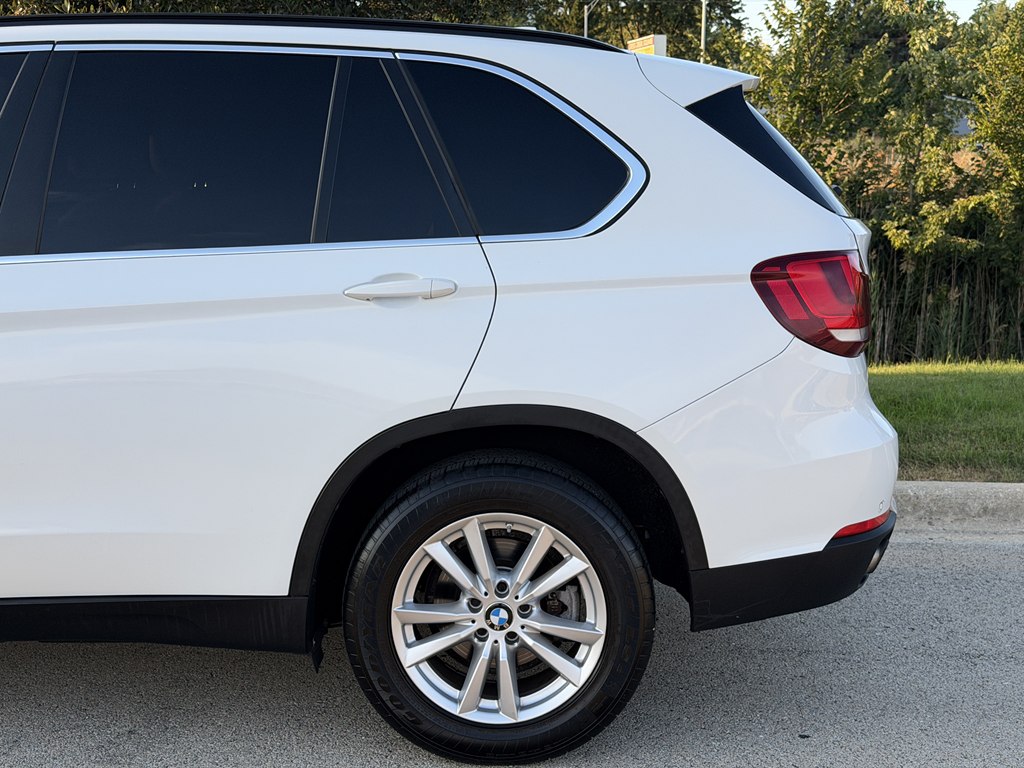Photo 10 of this BMW X5