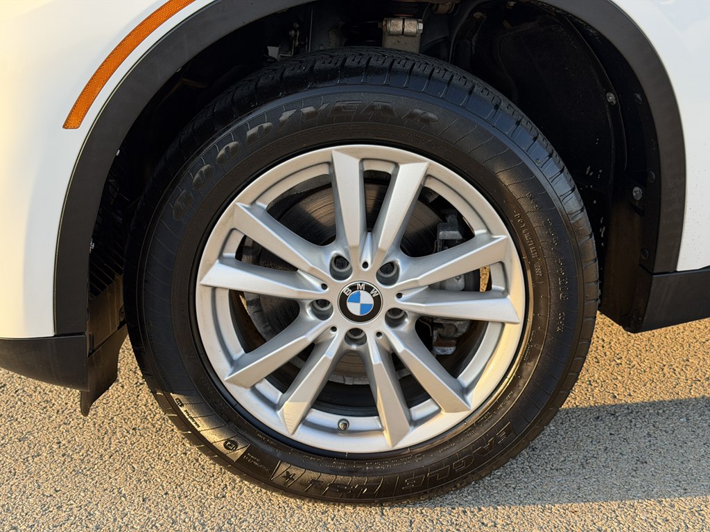 Photo 15 of this BMW X5