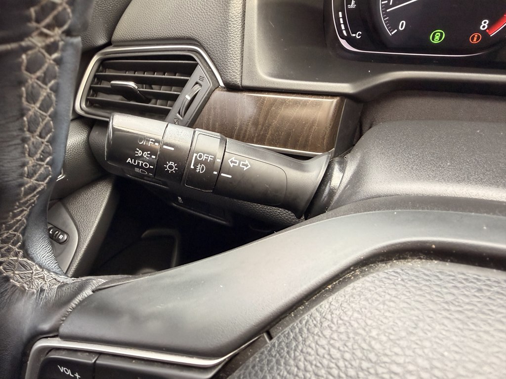 Photo 23 of this HONDA ACCORD