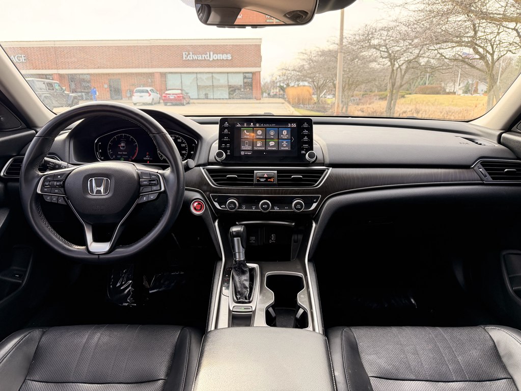 Photo 42 of this HONDA ACCORD