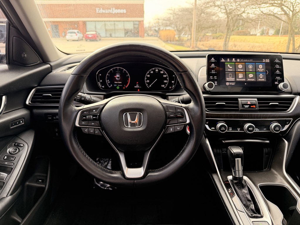 Photo 40 of this HONDA ACCORD