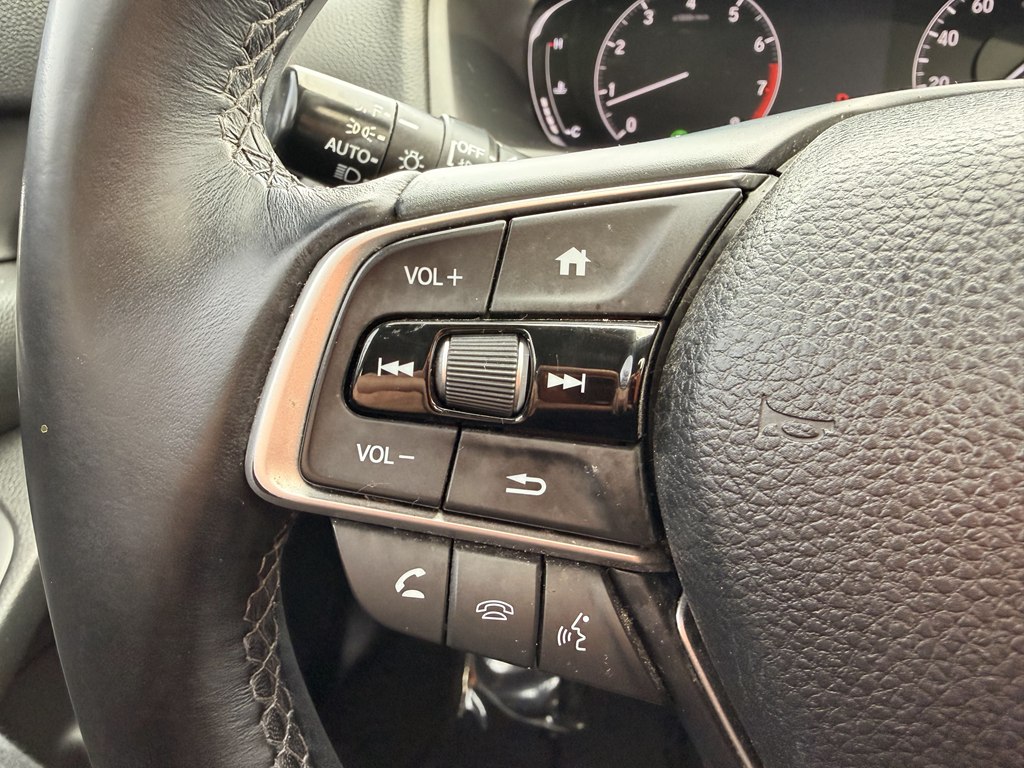 Photo 26 of this HONDA ACCORD