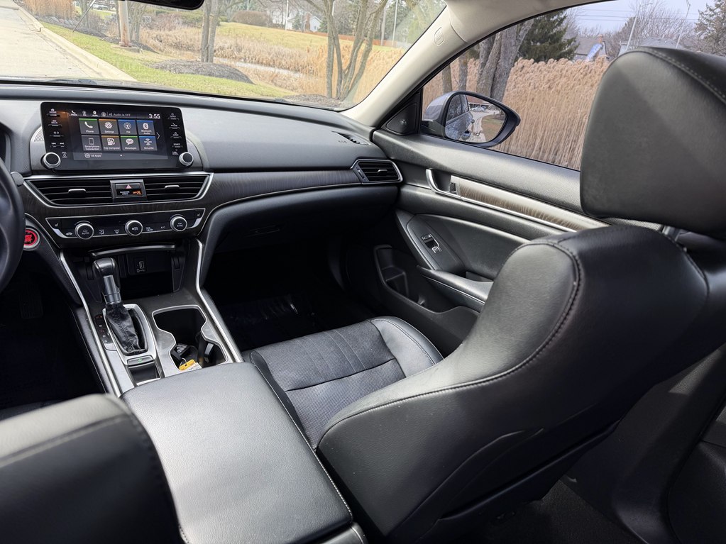 Photo 43 of this HONDA ACCORD