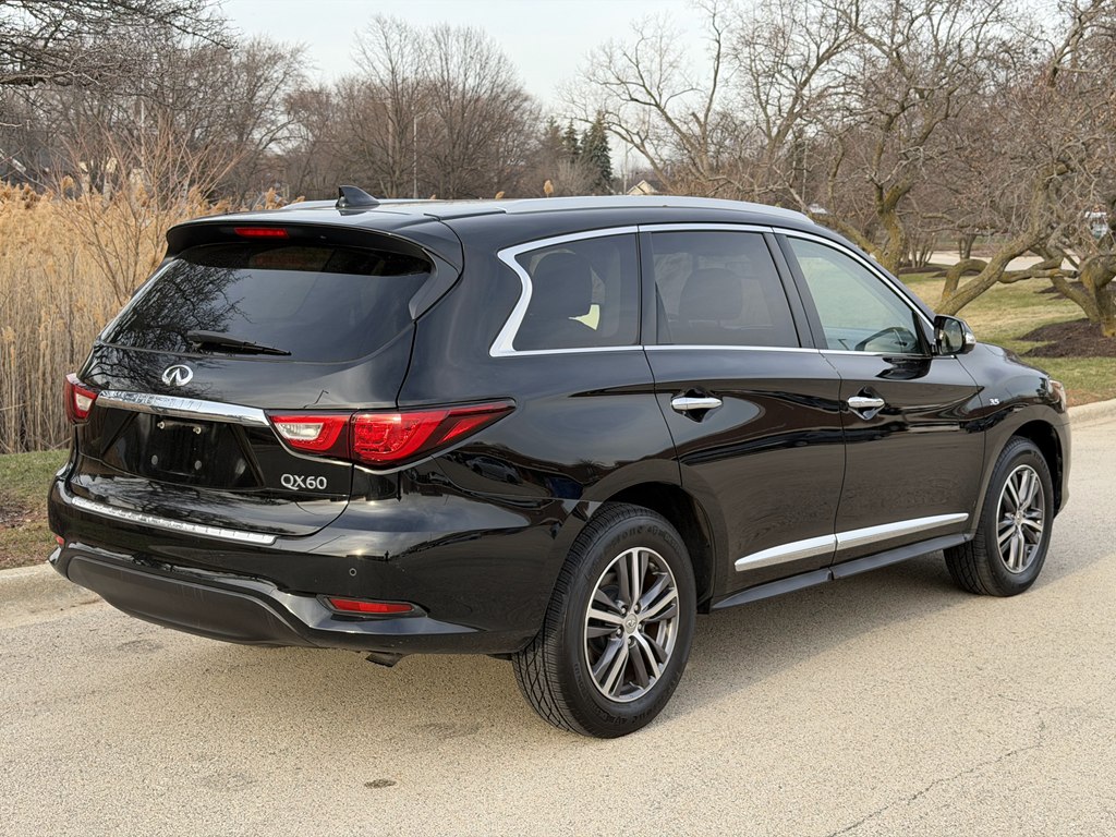 Photo 2 of this INFINITI QX60