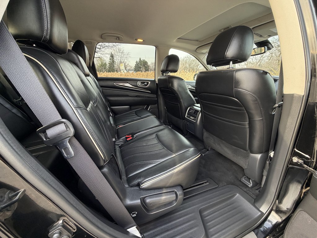 Photo 25 of this INFINITI QX60
