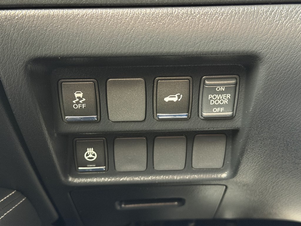 Photo 39 of this INFINITI QX60