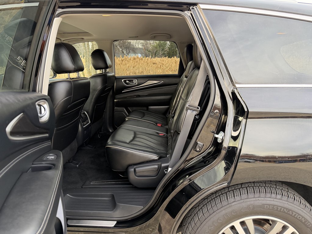 Photo 54 of this INFINITI QX60