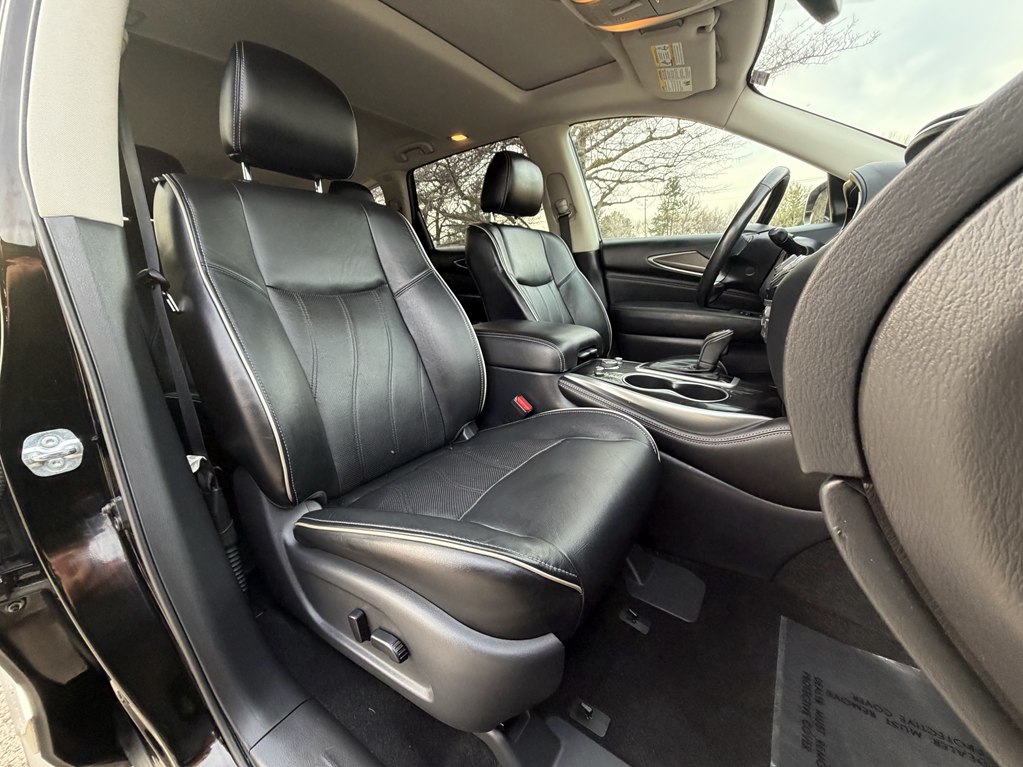 Photo 19 of this INFINITI QX60