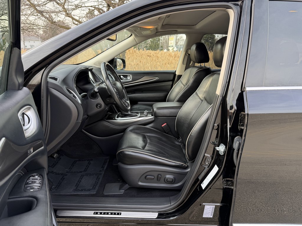 Photo 44 of this INFINITI QX60