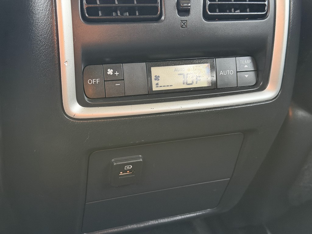 Photo 46 of this INFINITI QX60